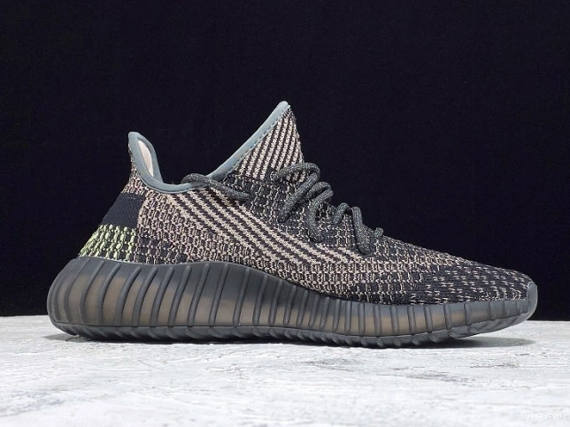 350 Boost Yecheil Yeezy V2 FX4145 